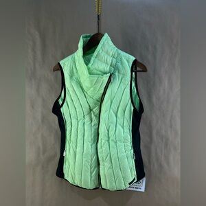 Kensie Women’s Green Vest (Size XL)